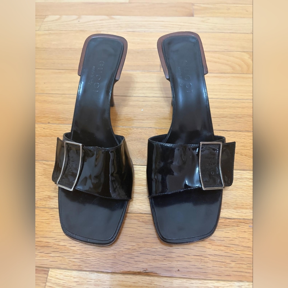 Gucci Women's Black Slide Sandals